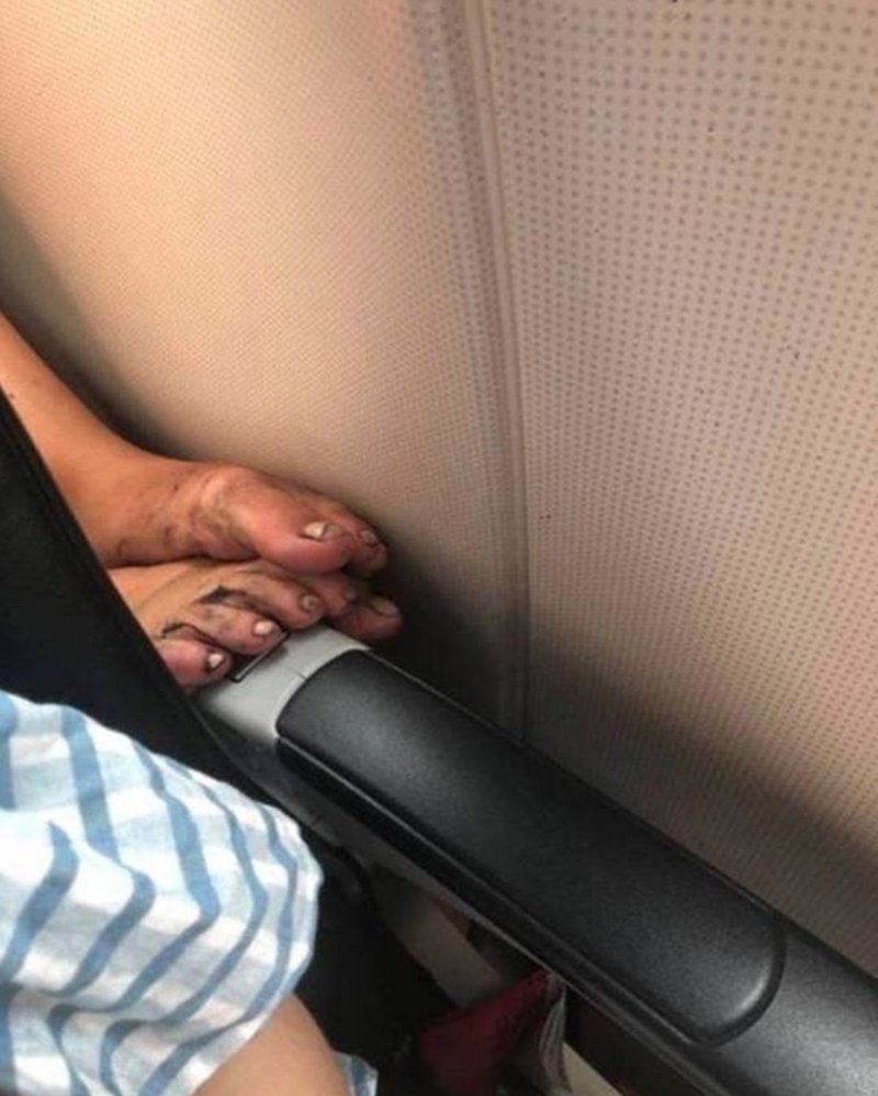 Smutsiga fötter Smutsiga fötter